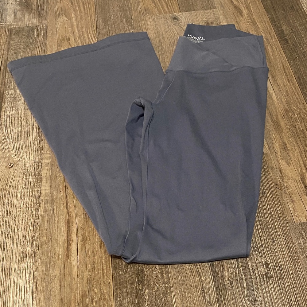 Rue21 Gray Leggings